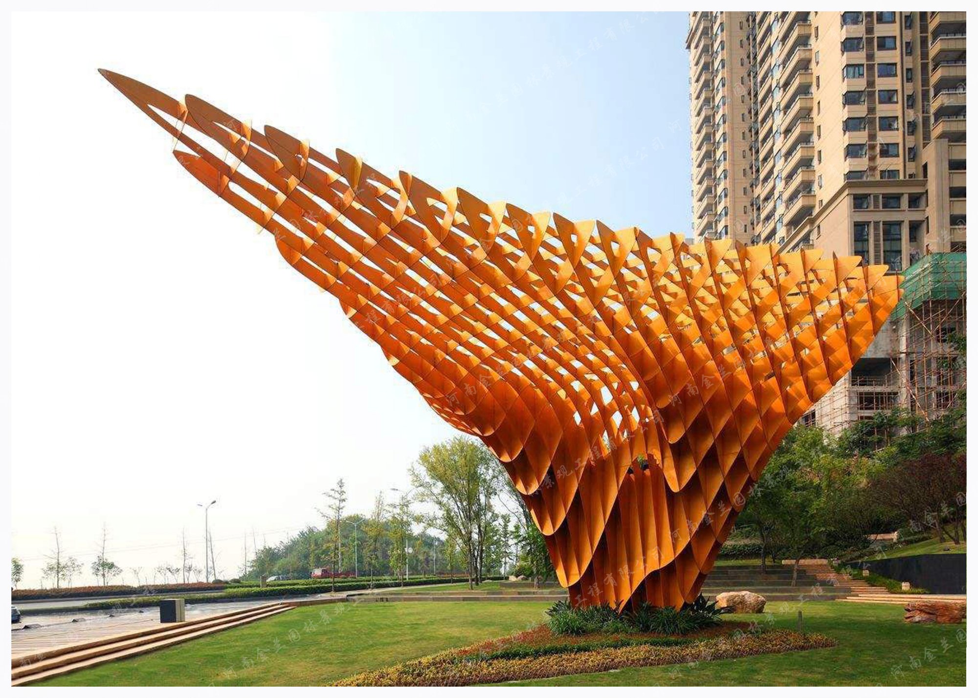 郑州金兰草用心让城市雕像成为国家记忆